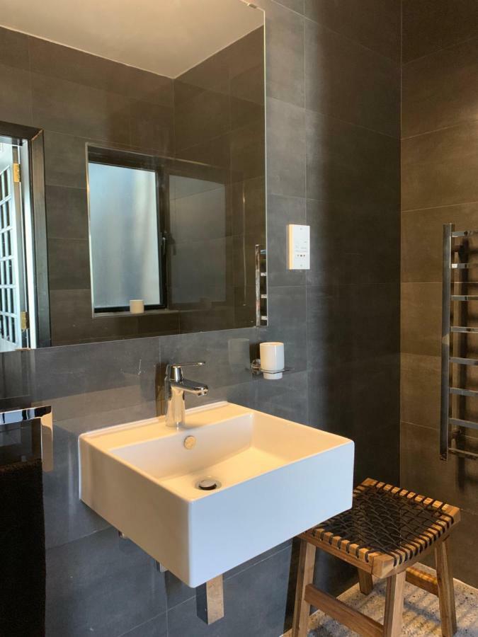 Spacious Seaview Sliema Apt, Steps From Valletta Ferry Экстерьер фото