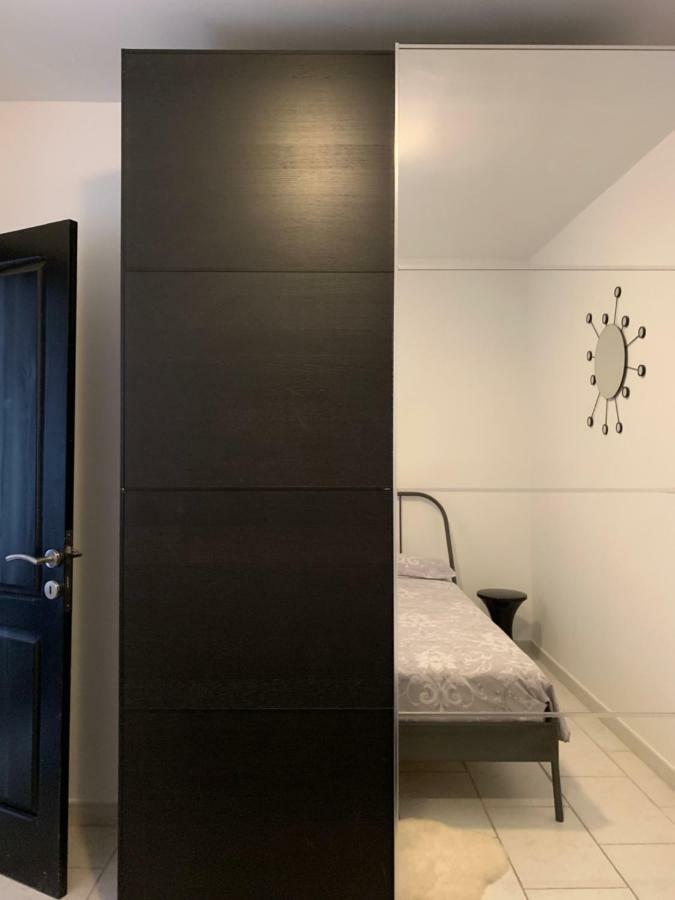 Spacious Seaview Sliema Apt, Steps From Valletta Ferry Экстерьер фото