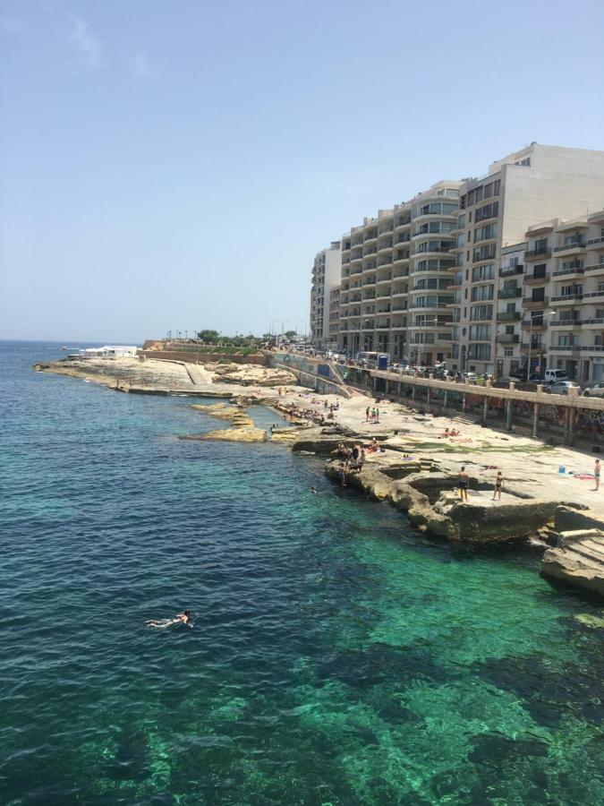 Spacious Seaview Sliema Apt, Steps From Valletta Ferry Экстерьер фото